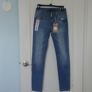 Jeans size 5 NWT